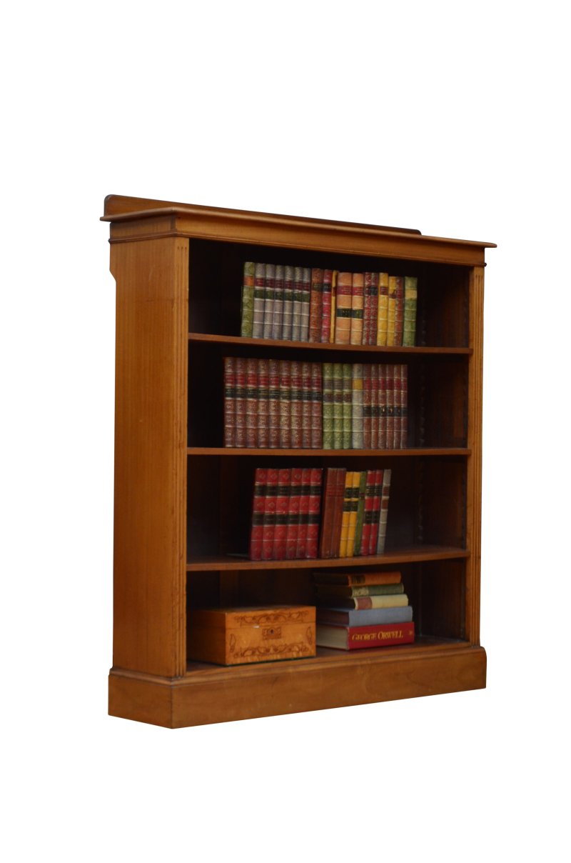 English Edwardian Walnut Open Bookcase - Image 2